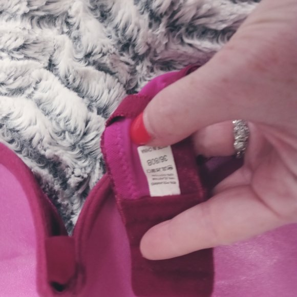 Pink Lace Bra 36B - Picture 5 of 6